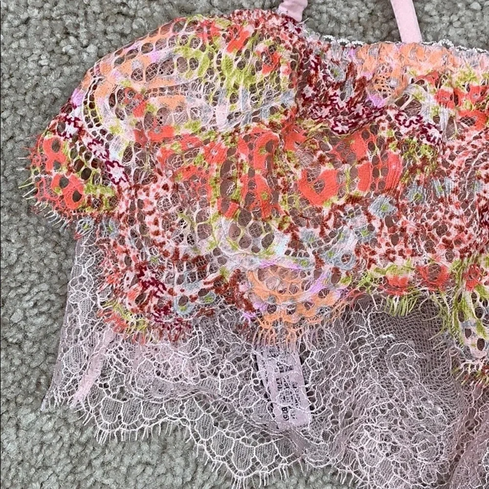 Victoria’s Secret pink dream angels lace bralette - Picture 4 of 7